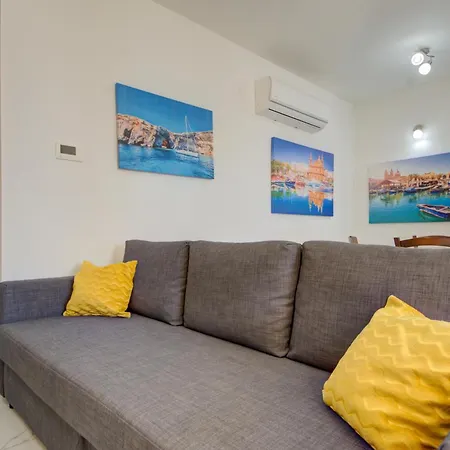 Stylish St Julian's Penthouse With Private Terrace By Sf Homes Lägenhet St. Julian's