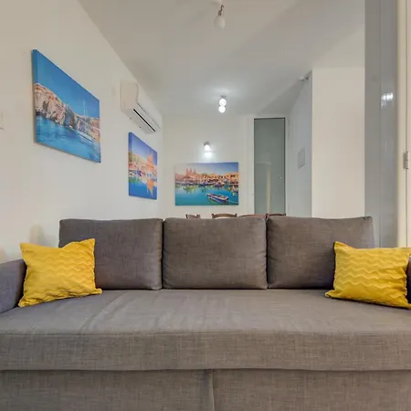 Stylish St Julian's Penthouse With Private Terrace By Sf Homes *