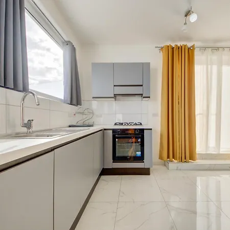 Stylish St Julian's Penthouse With Private Terrace By Sf Homes San Ġiljan