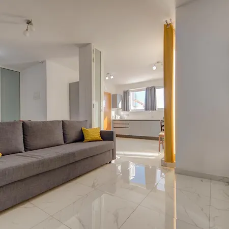 Stylish St Julian's Penthouse With Private Terrace By Sf Homes Appartement San Ġiljan