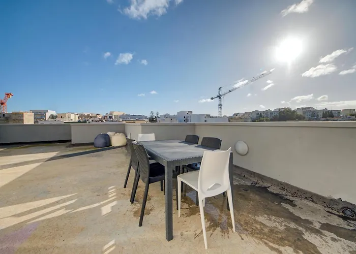 Stylish St Julian's Penthouse With Private Terrace By Sf Homes Apartment