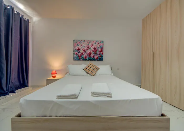 Apartment Stylish St Julian's Penthouse With Private Terrace By Sf Homes San Ġiljan