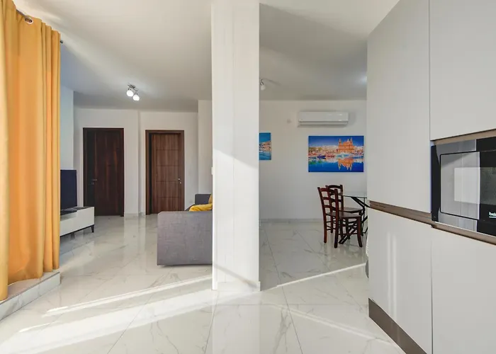 Stylish St Julian's Penthouse With Private Terrace By Sf Homes *