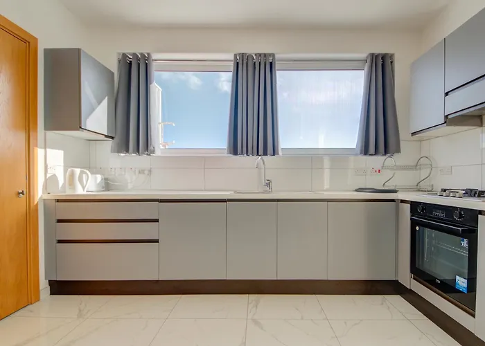 Stylish St Julian's Penthouse With Private Terrace By Sf Homes