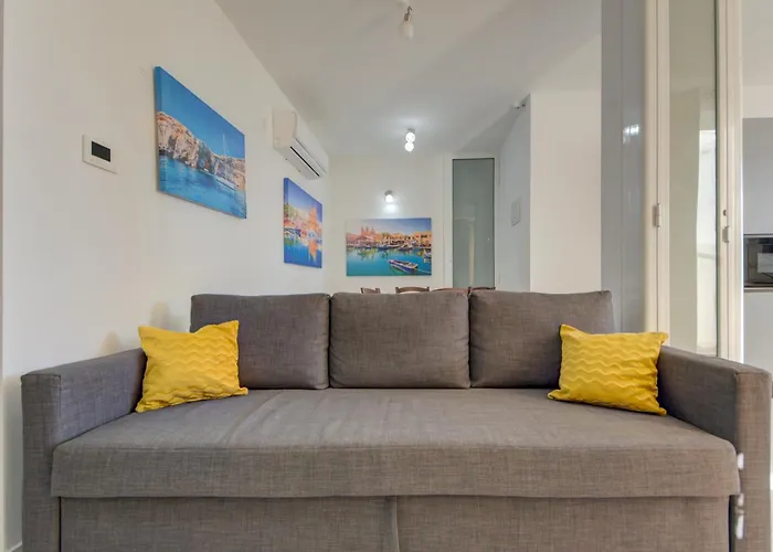 Stylish St Julian's Penthouse With Private Terrace By Sf Homes *