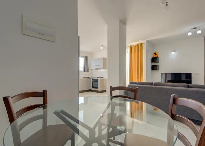 Stylish St Julian's Penthouse With Private Terrace By Sf Homes Apartament St. Julian's