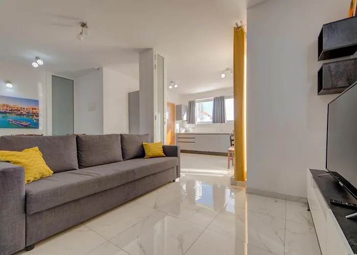 Stylish St Julian's Penthouse With Private Terrace By Sf Homes Apartament St. Julian's