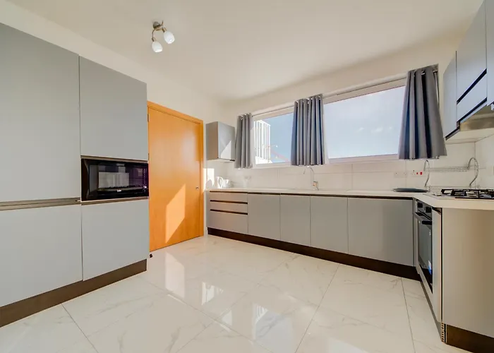 Stylish St Julian's Penthouse With Private Terrace By Sf Homes Saint Julian's